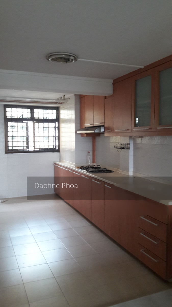 Blk 18 Lorong 7 Toa Payoh (Toa Payoh), HDB 3 Rooms #131483102